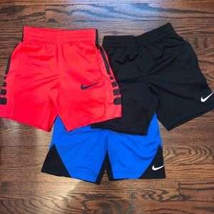 Boys size 5 Nike shorts
